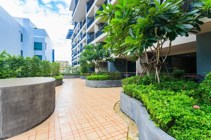 Кату: U208 - Patong Studio with kitchen, pool and private patio., Patong, Phuket, Thailand