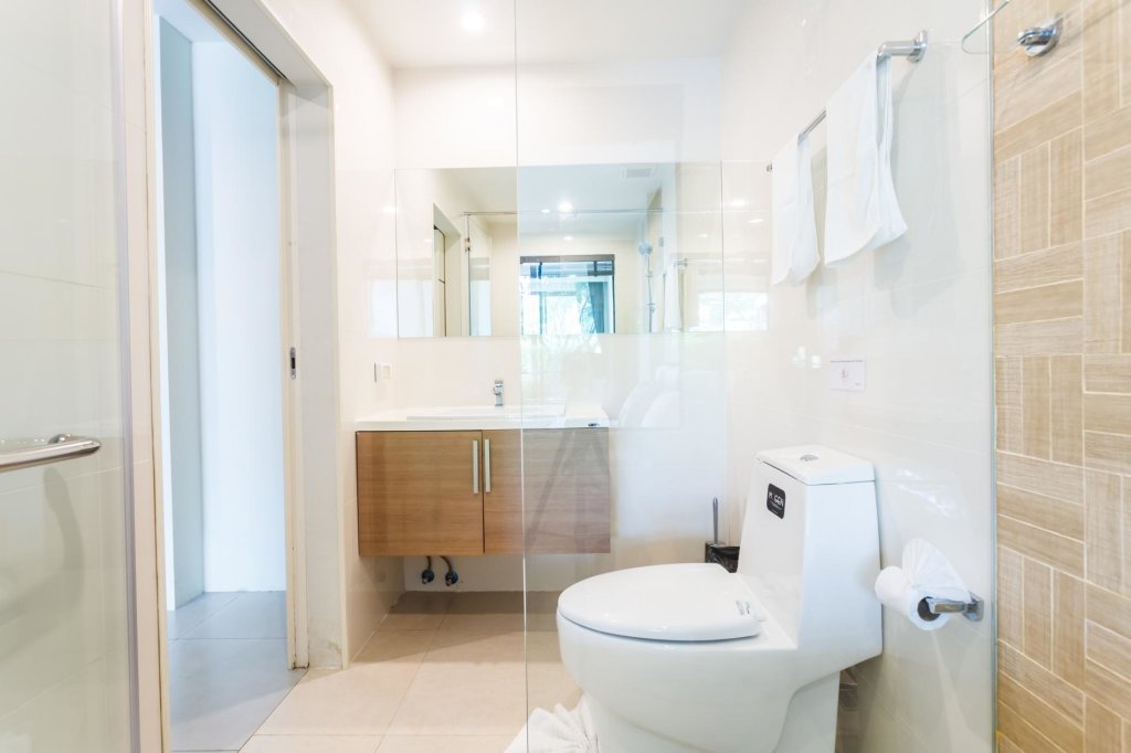 Кату: U208 - Patong Studio with kitchen, pool and private patio., Patong, Phuket, Thailand