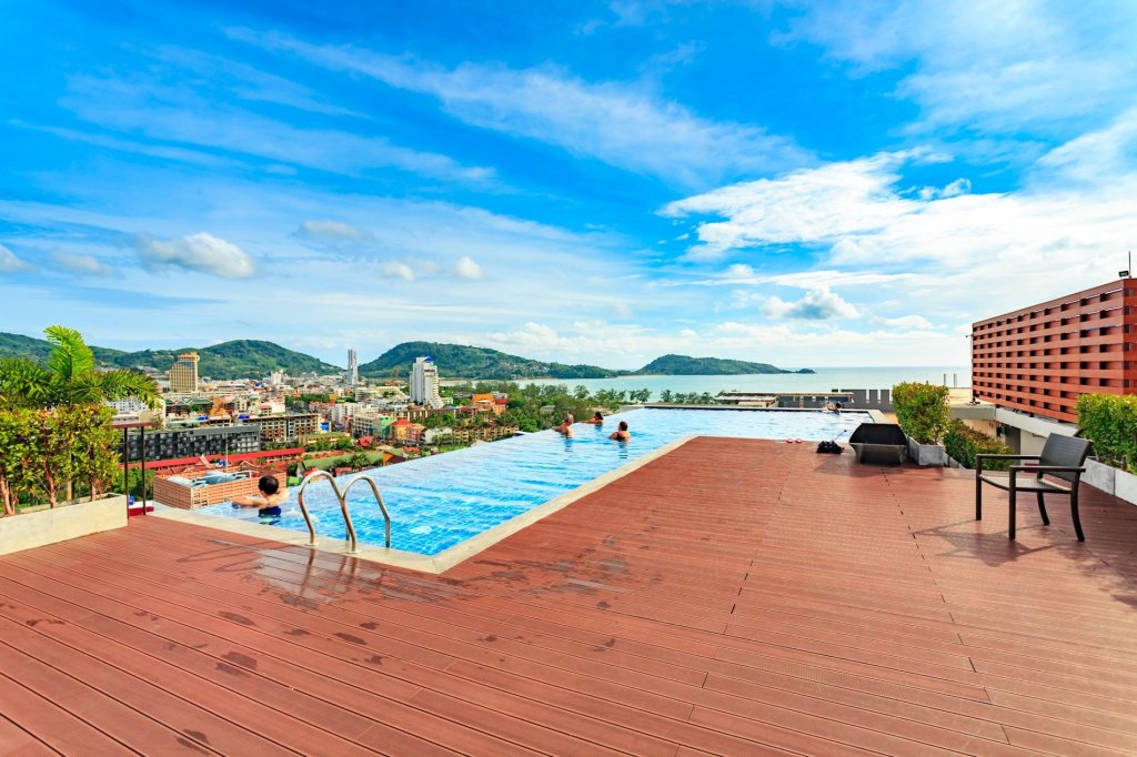 Кату: U208 - Patong Studio with kitchen, pool and private patio., Patong, Phuket, Thailand
