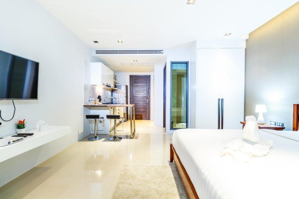 Кату: ET212A - Studio in Patong with pool and parking