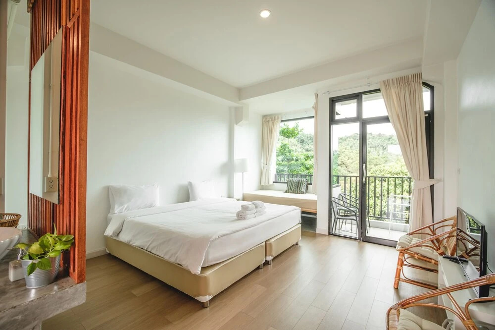 Остров Тау: The Dearly Koh Tao Hostel