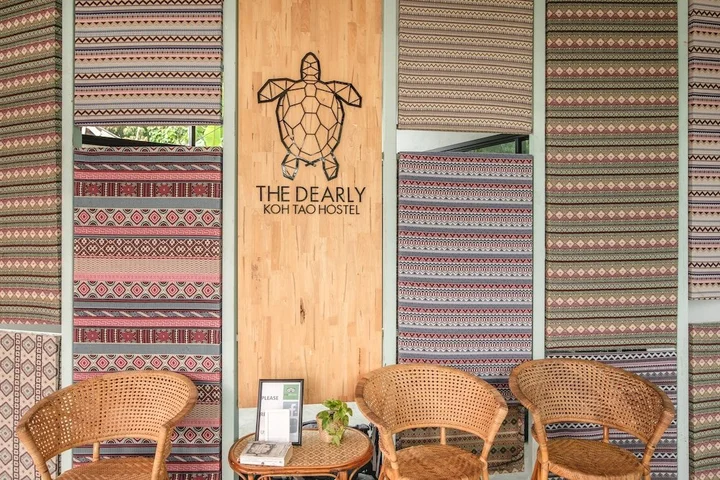 Остров Тау: The Dearly Koh Tao Hostel