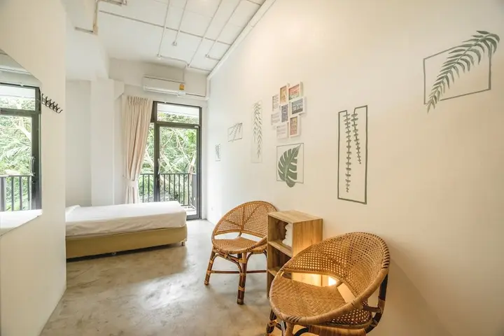 Остров Тау: The Dearly Koh Tao Hostel