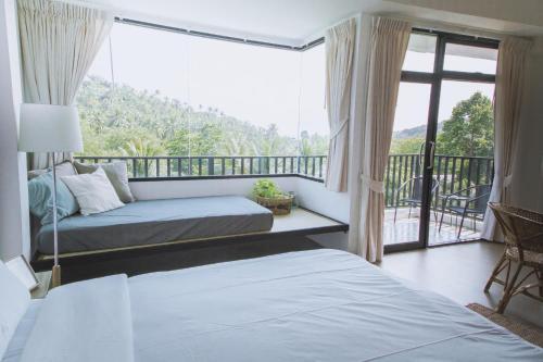 Остров Тау: The Dearly Koh Tao Hostel