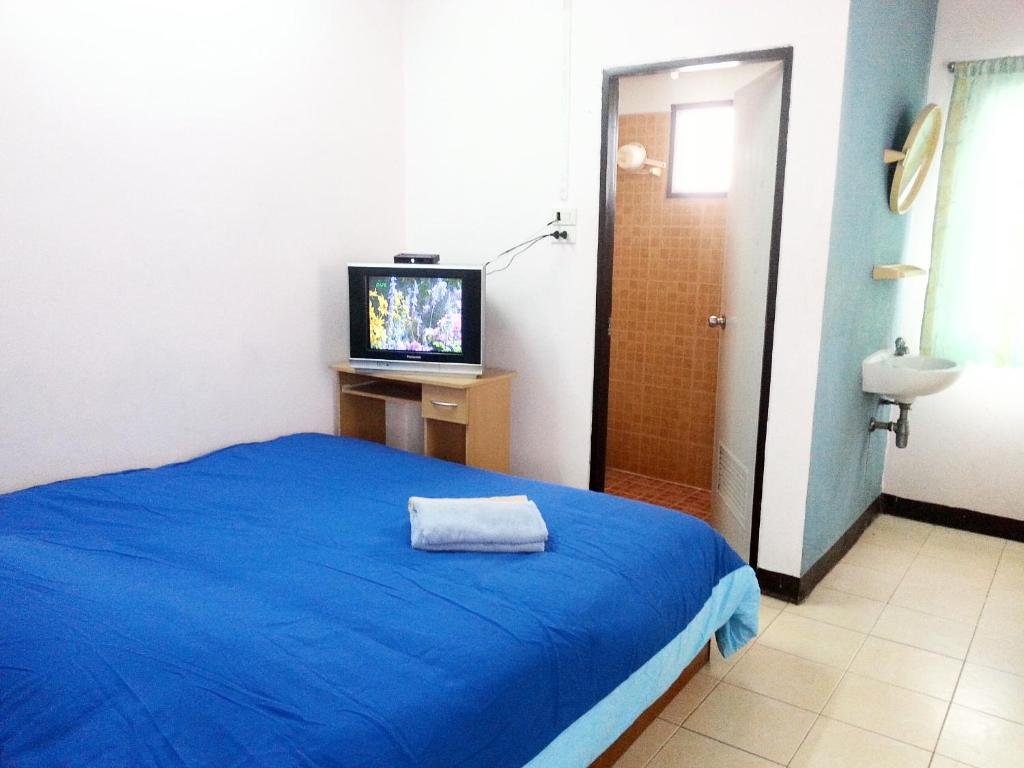 Бангкок: Roong-Arun Apartment