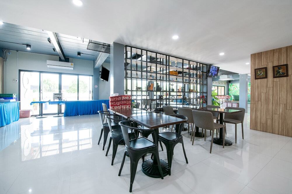 Саттахип: Sattahip 9 Boutique Hotel OYO Rooms