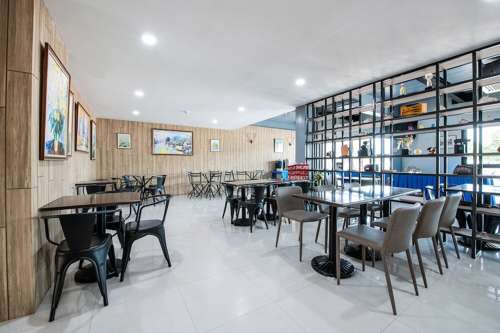 Саттахип: Sattahip 9 Boutique Hotel OYO Rooms