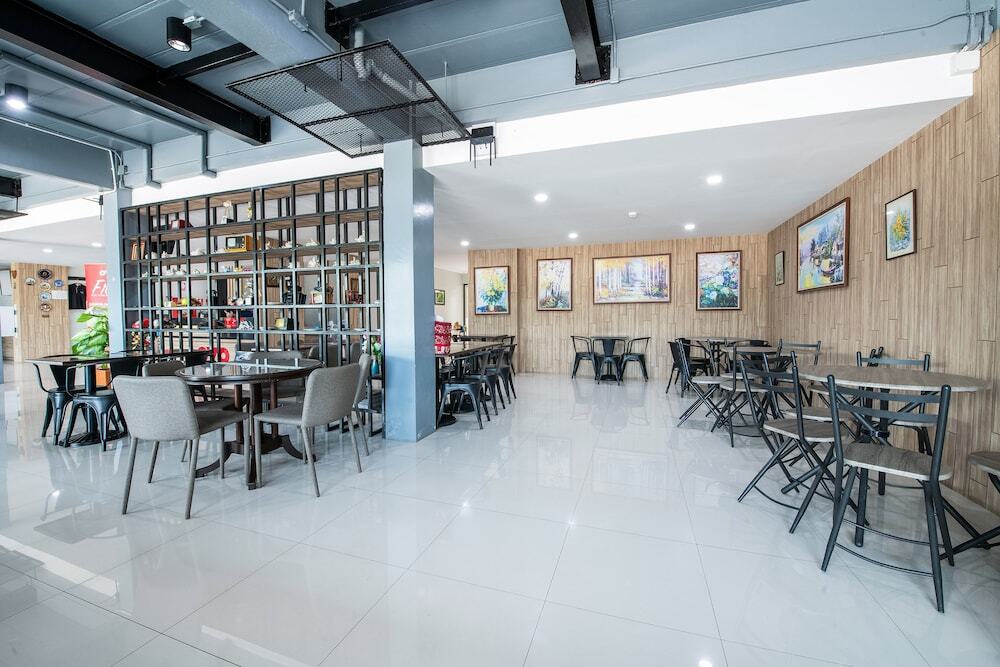 Саттахип: Sattahip 9 Boutique Hotel OYO Rooms