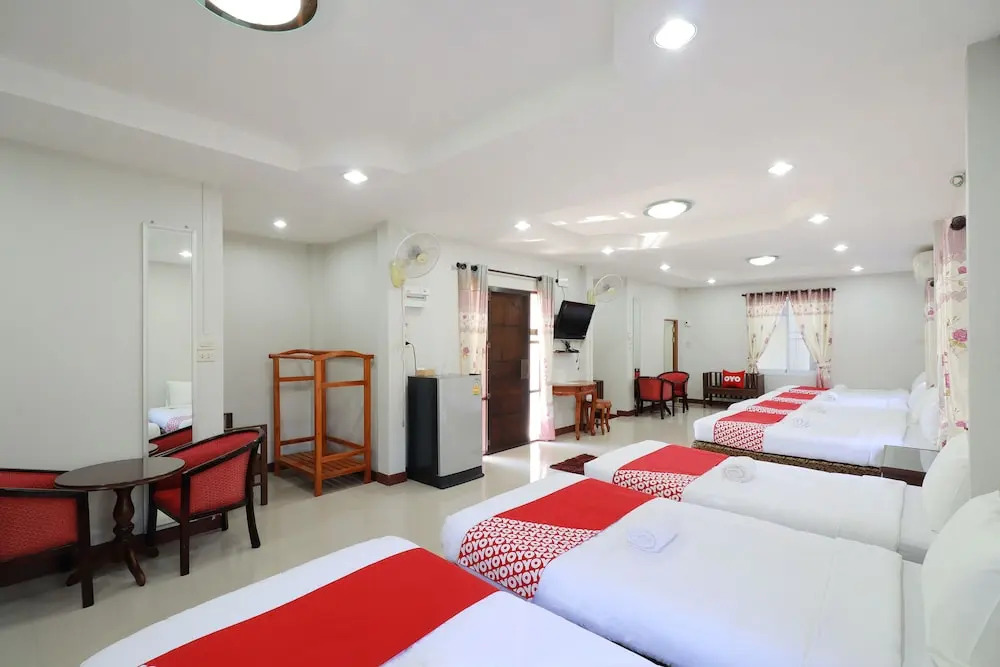 Лампхун: Kongsup Resort by OYO Rooms