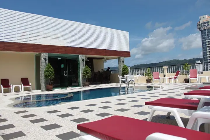 Кату: Patong Hemingway's Hotel