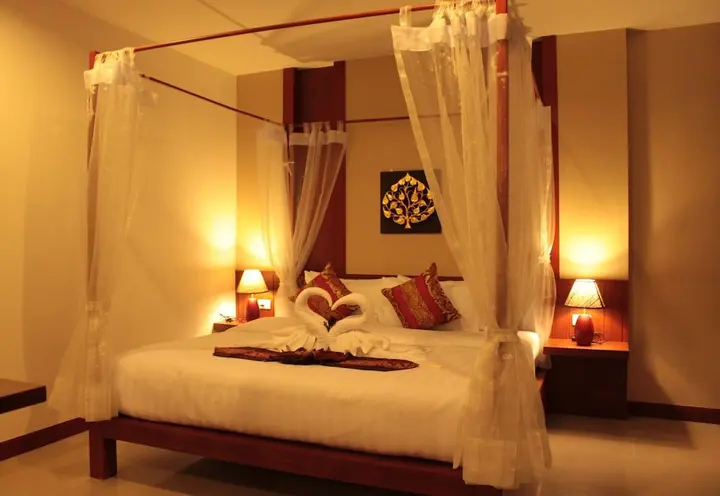 Кату: Patong Hemingway's Hotel