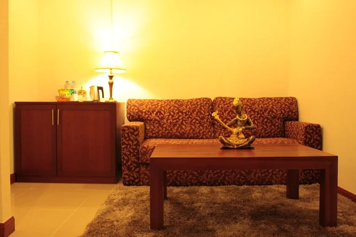 Кату: Patong Hemingway's Hotel