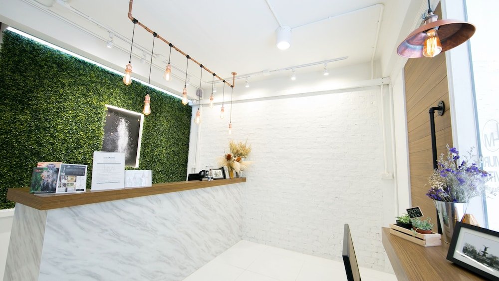 Бангкок: LaMurr Sukhumvit41 (Hostel)