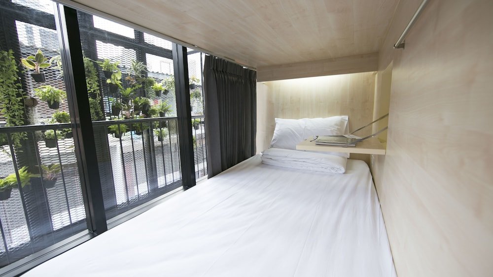 Бангкок: LaMurr Sukhumvit41 (Hostel)