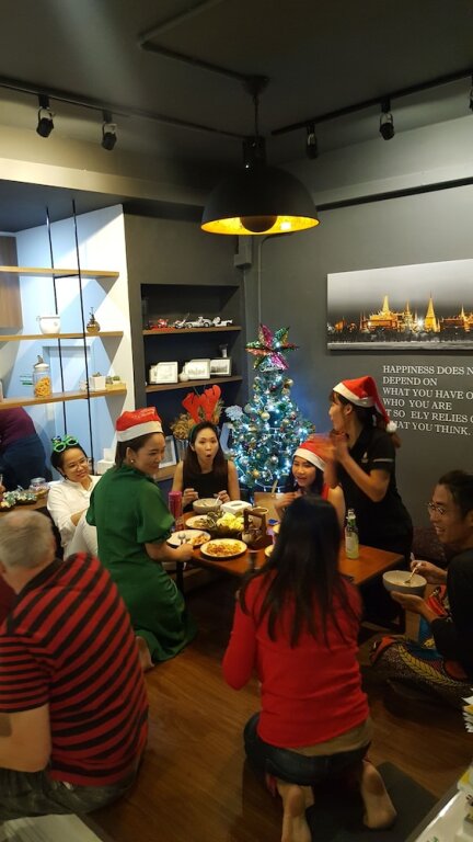 Бангкок: LaMurr Sukhumvit41 (Hostel)