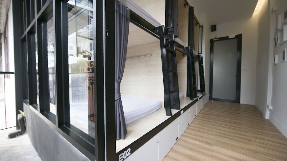 Бангкок: LaMurr Sukhumvit41 (Hostel)