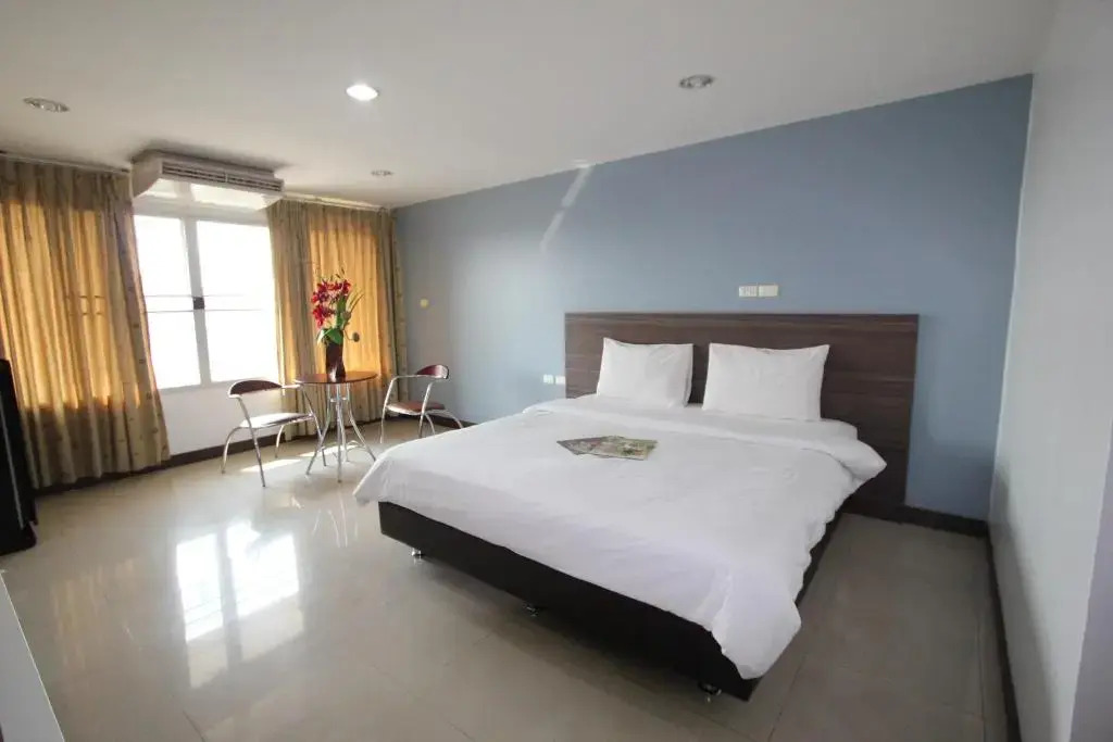 Бангкок: 14 Place Apartment