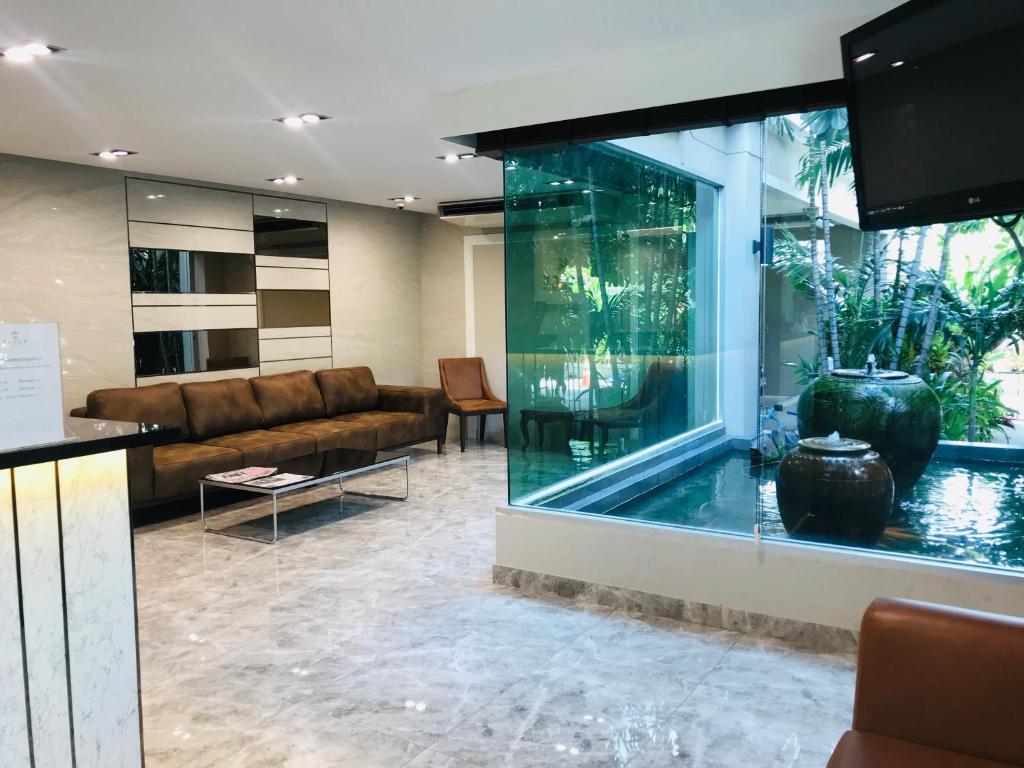 Бангкок: 14 Place Apartment