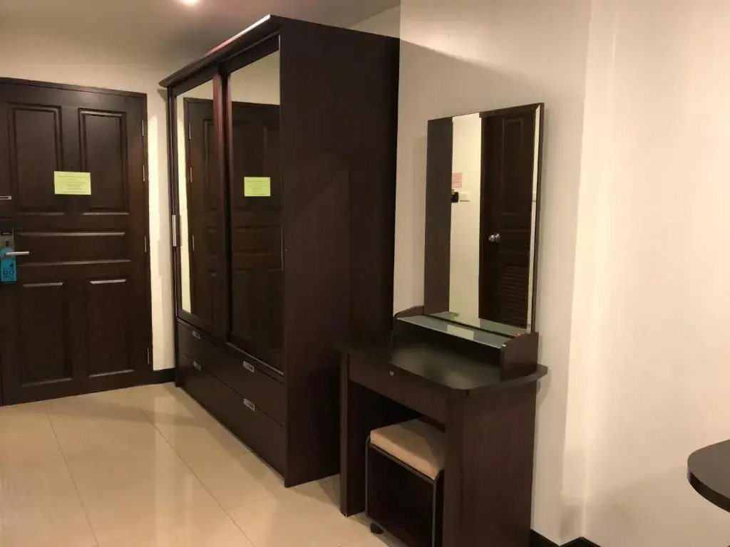 Бангкок: 14 Place Apartment