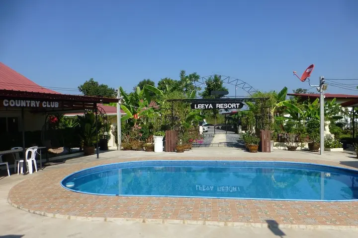 Бан-Мак-Хен: 1 Bedroom Pool Villa Tropical Fruit Garden Fast Wi-fi Smart Tv Home Cooking