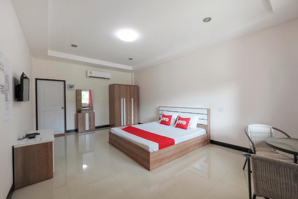 Дан-Макхам-Тиа: OYO 75339 Full Frame Resort (Vaccinated Staff)