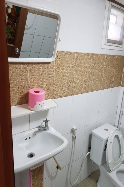 Тха-Май-Руак: OYO 75352 Hotel Family House And Resort Phetchaburi