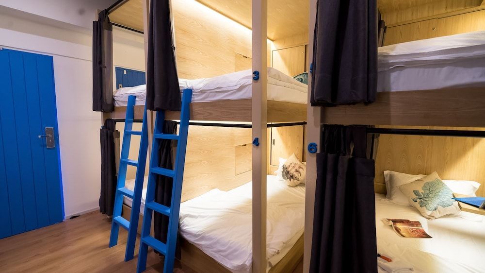 Чаам: Thalay Cha Am Dorm Room of 6 Beds, A Co-living With Million Dollar View