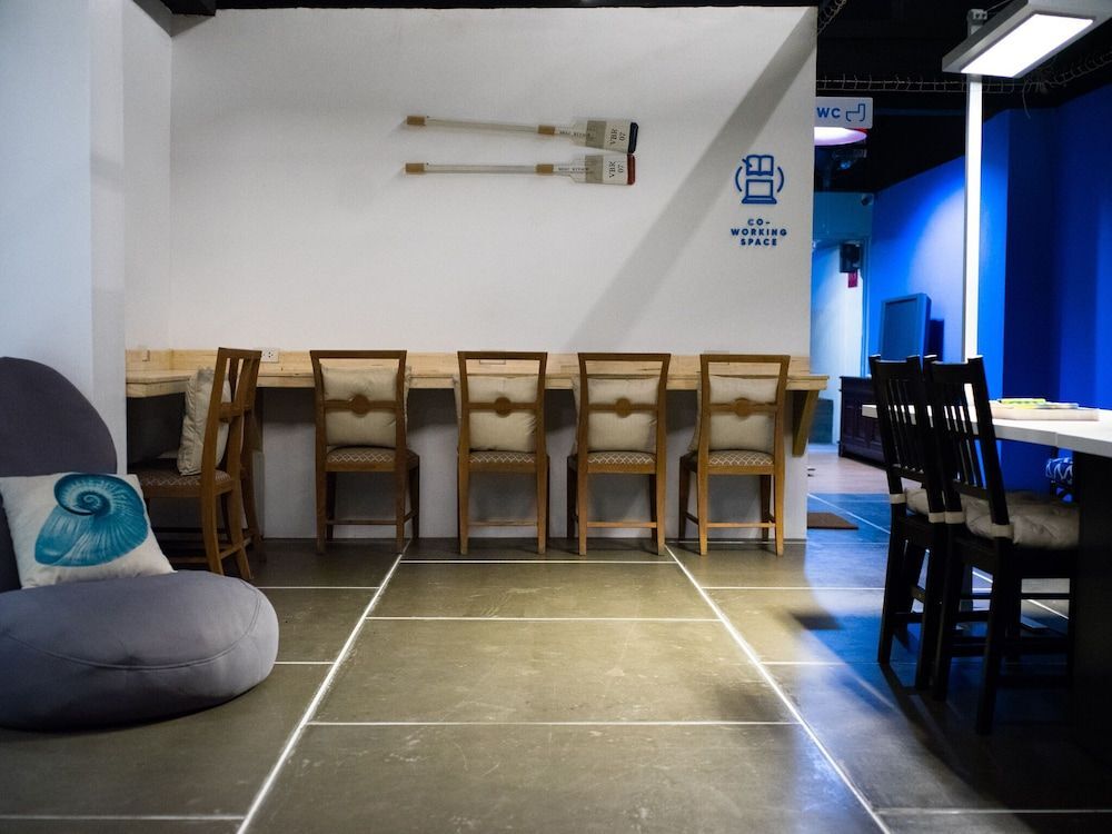 Чаам: Thalay Cha Am Dorm Room of 6 Beds, A Co-living With Million Dollar View
