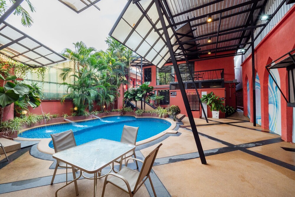 Паттайя: Oyo 75369 Cozy Rooms@ Pattaya Addicts