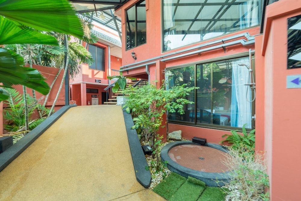 Паттайя: Oyo 75369 Cozy Rooms@ Pattaya Addicts