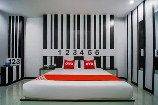 Сирача: Phadaeng Hotel by OYO Rooms