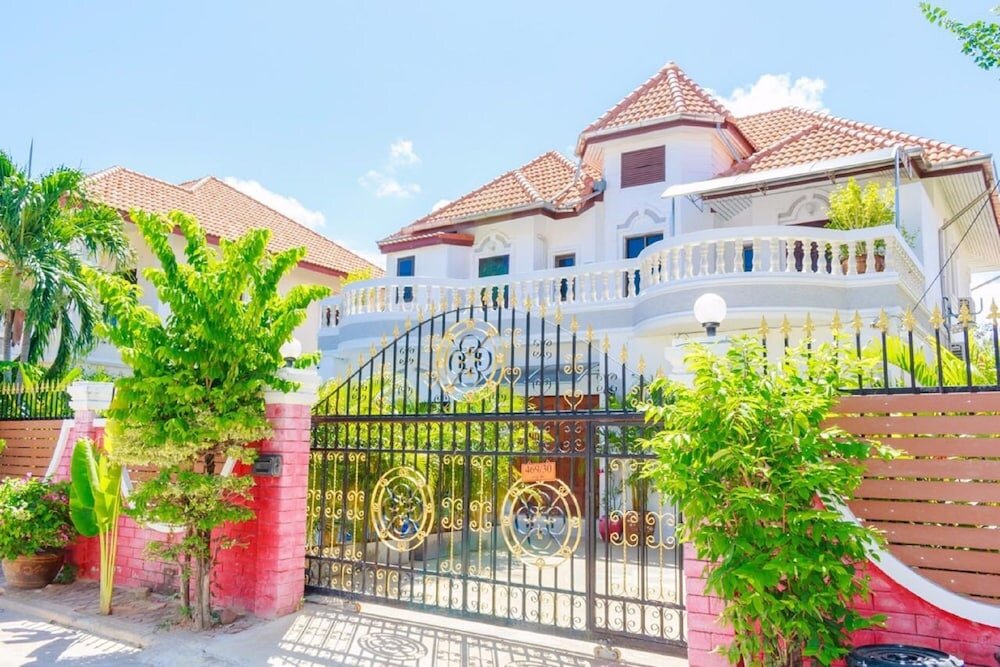 Паттайя: Grand T.W. Home 1