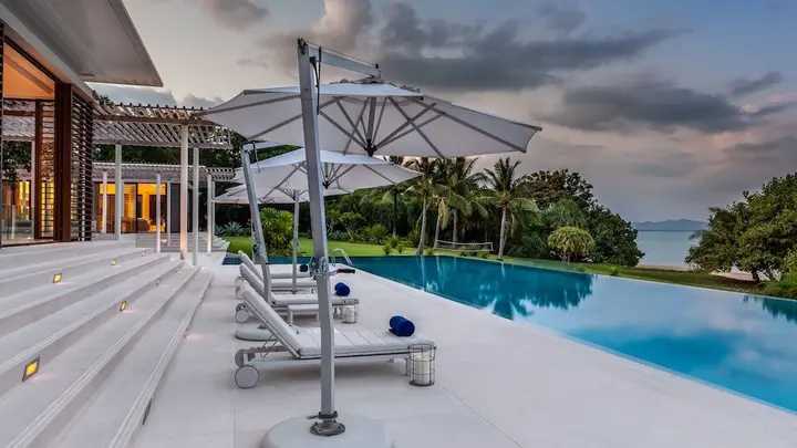Тхаланг: Villa Verai