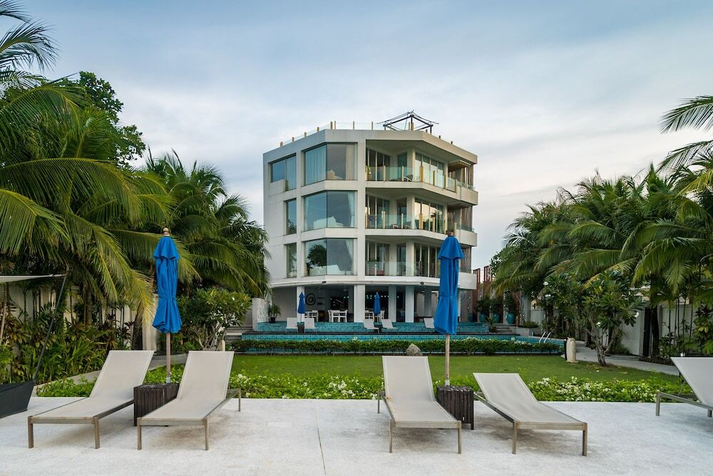 Тхаланг: BangTao Beachfront by Lofty