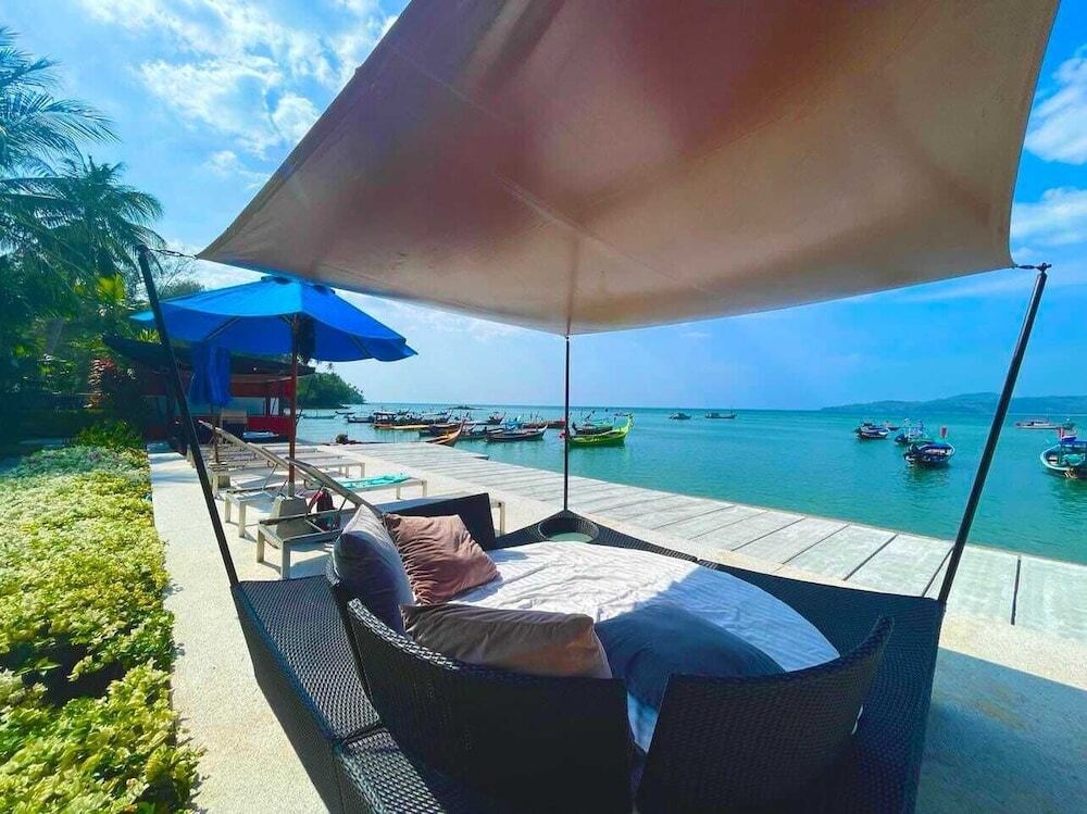 Тхаланг: BangTao Beachfront by Lofty