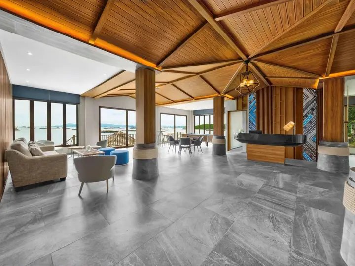 Сирача: Novotel Marina Sriracha
