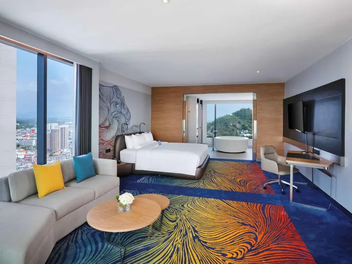 Сирача: Novotel Marina Sriracha