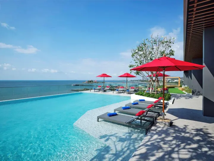 Сирача: Novotel Marina Sriracha