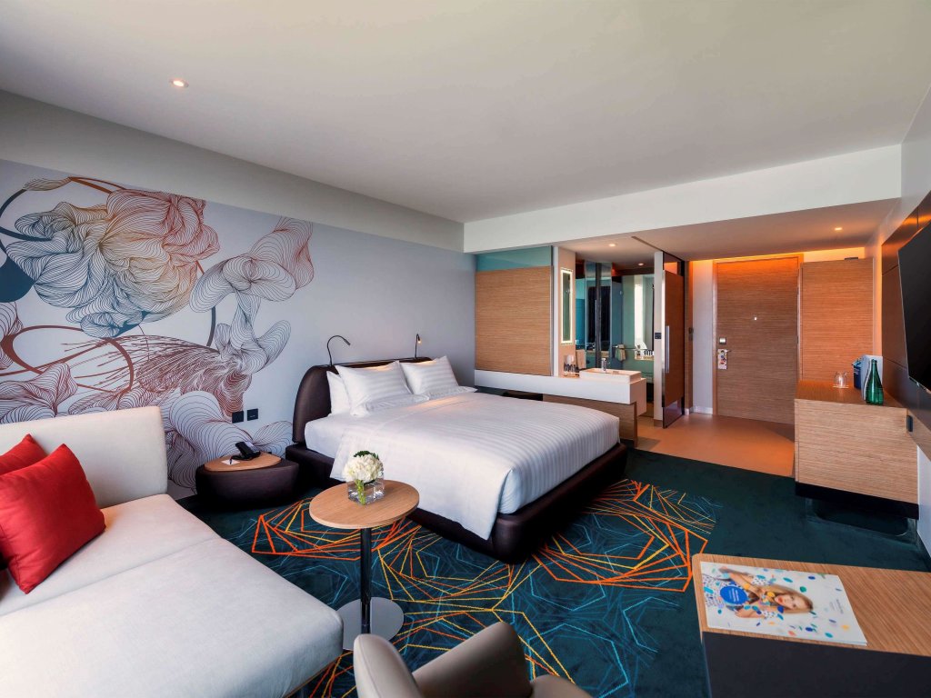 Сирача: Novotel Marina Sriracha