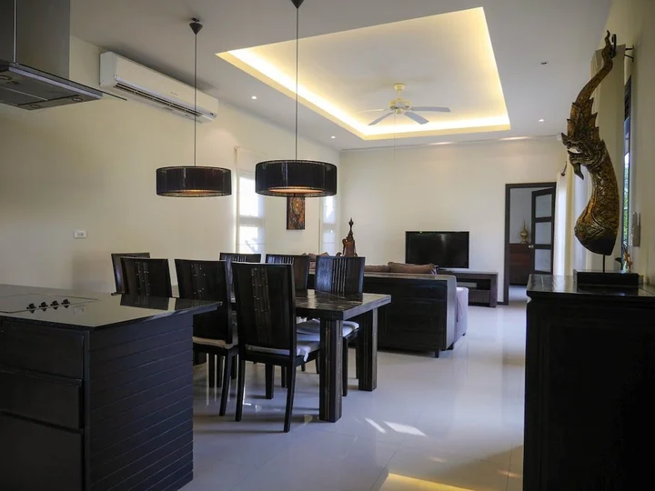 Муанг: Vacation Pool Villa Naiharn Phuket