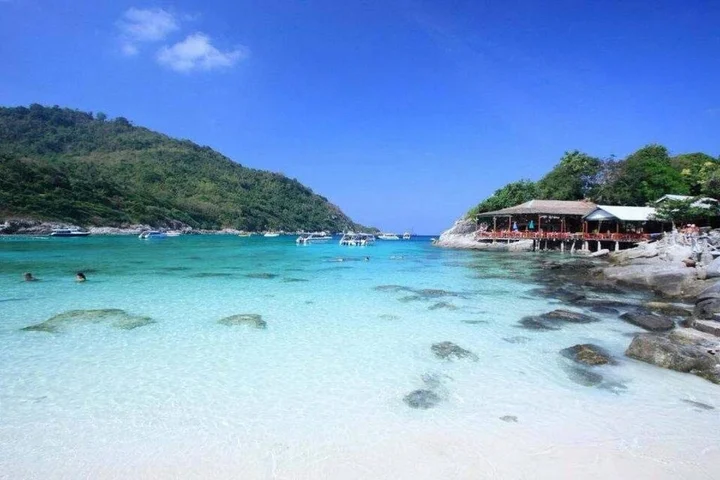 Кату: Modern 1 Br Wifi Pool Walk To Patong Beach