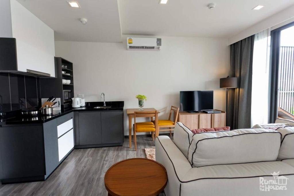 Кату: Modern 1 Br Wifi Pool Walk To Patong Beach