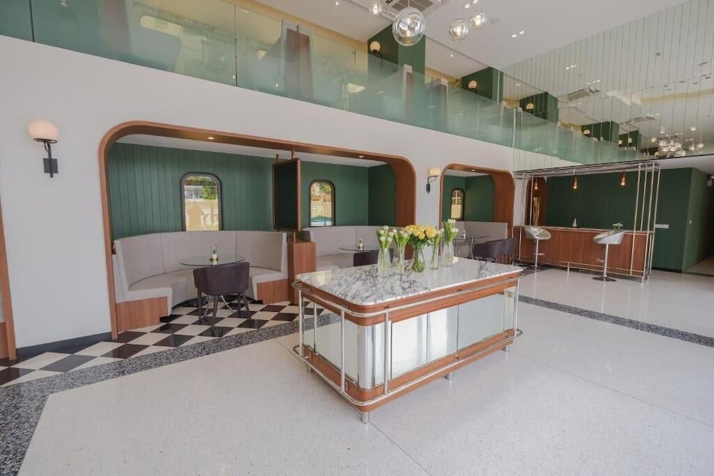 Бангкок: Justice Hotel