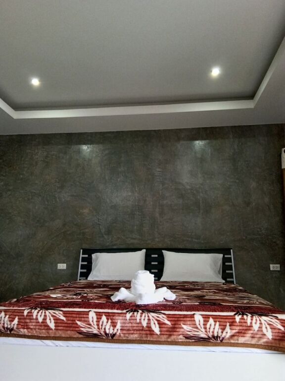 Сан-Патонг: Naihuar resort
