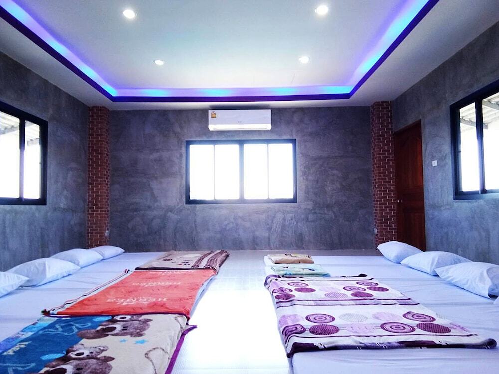 Сан-Патонг: Naihuar resort
