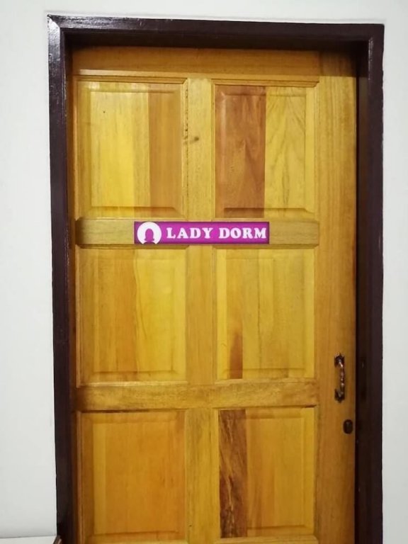 Бетонг: Cho Hostel And Sleep Box - Adults Only