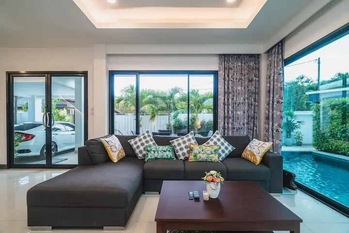 Камала Бич: The White Pool Villa Kamala Beach Phuket