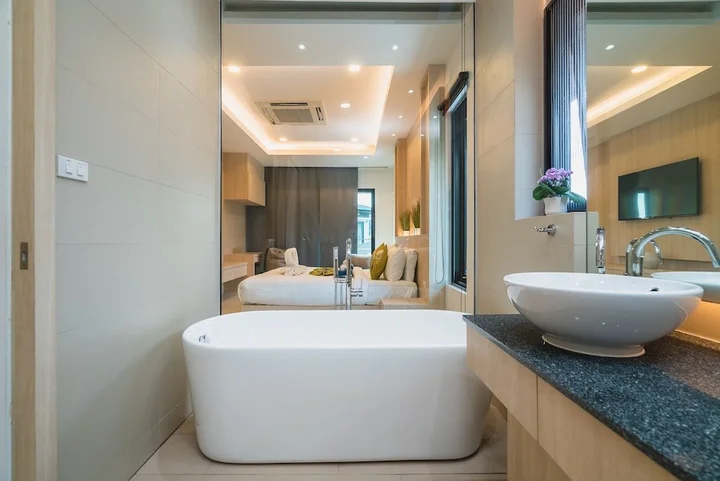 Камала Бич: The White Pool Villa Kamala Beach Phuket