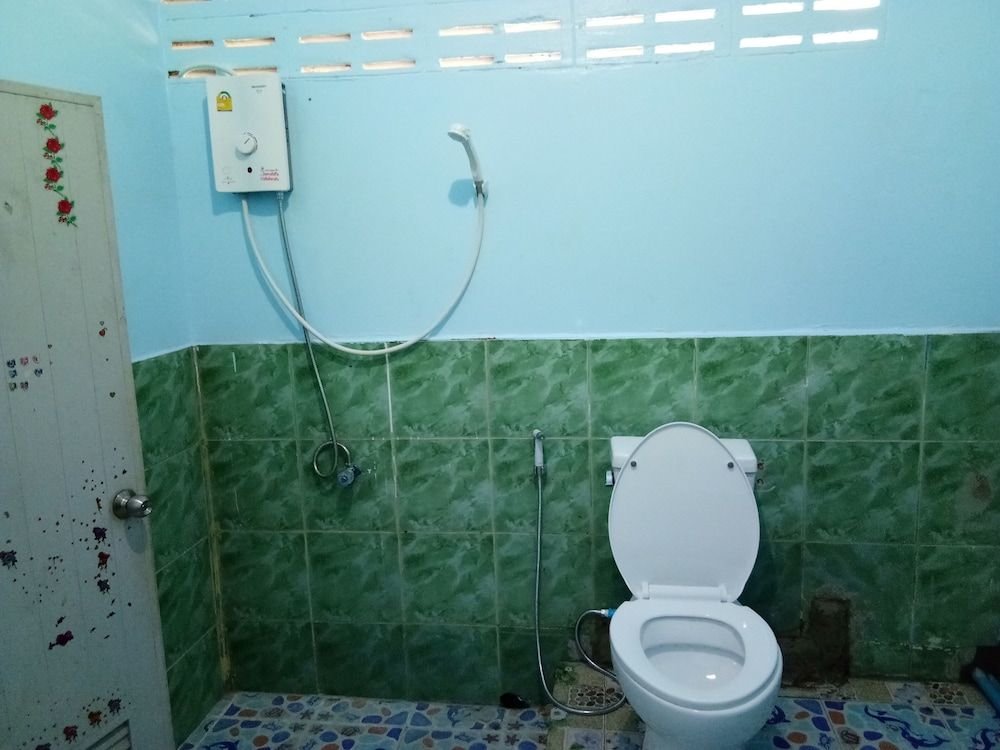 Ко Куд: Two Rooms