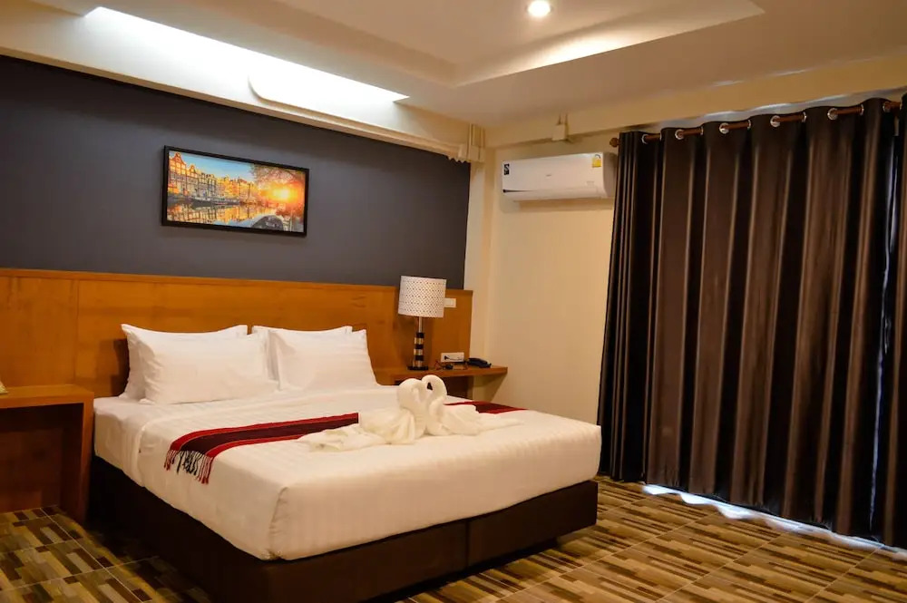 Нанг-Ронг: S.S.Hotel Nangrong